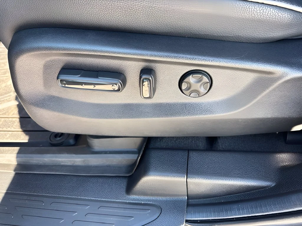 Used 2026  Honda Touring image 9