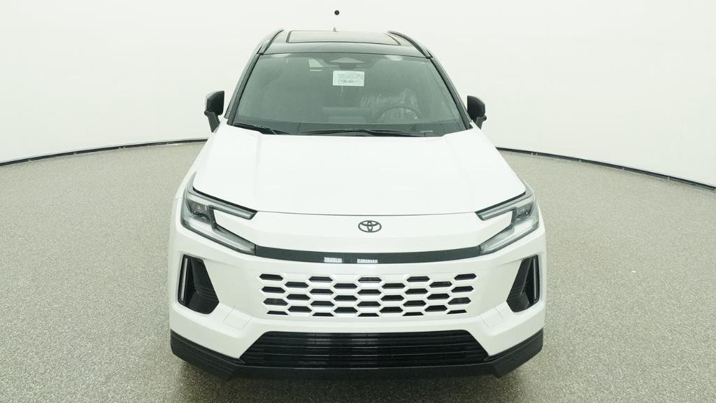 New 2026 Wind Chill Pearl with Midnight Black Metallic roof Toyota XSE image 22