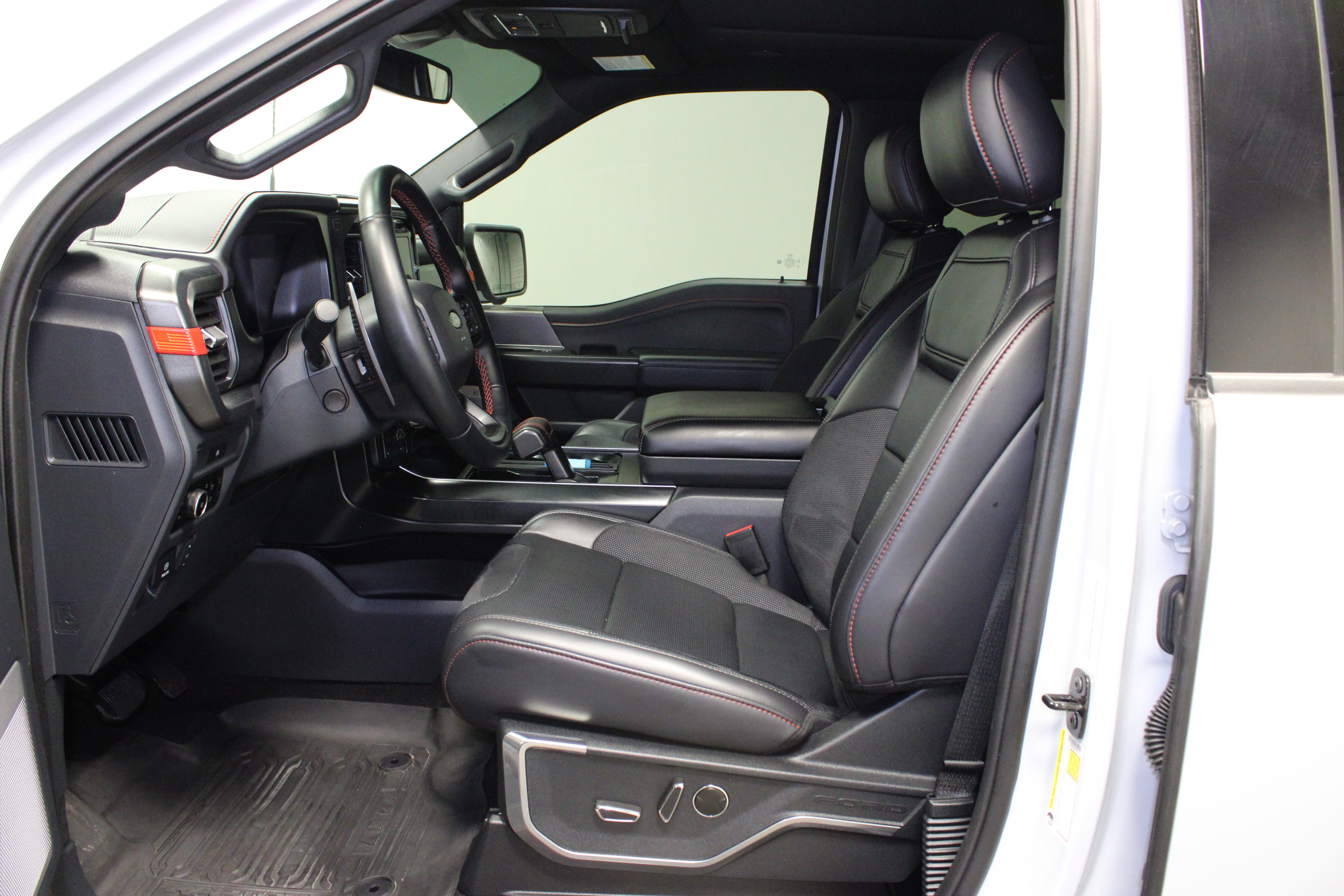 Used 2025 Space White Metallic Ford Raptor image 14