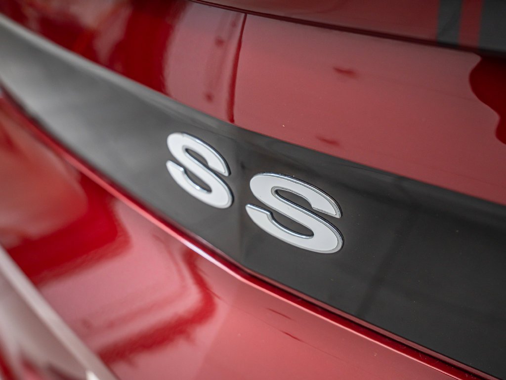 Used 2010 Red Jewel Tintcoat Chevrolet SS image 17