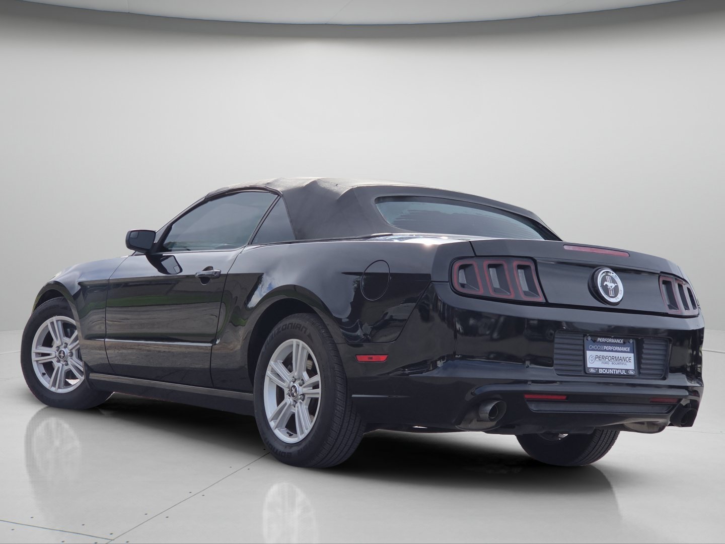 Used 2014 Black Ford V6 image 20