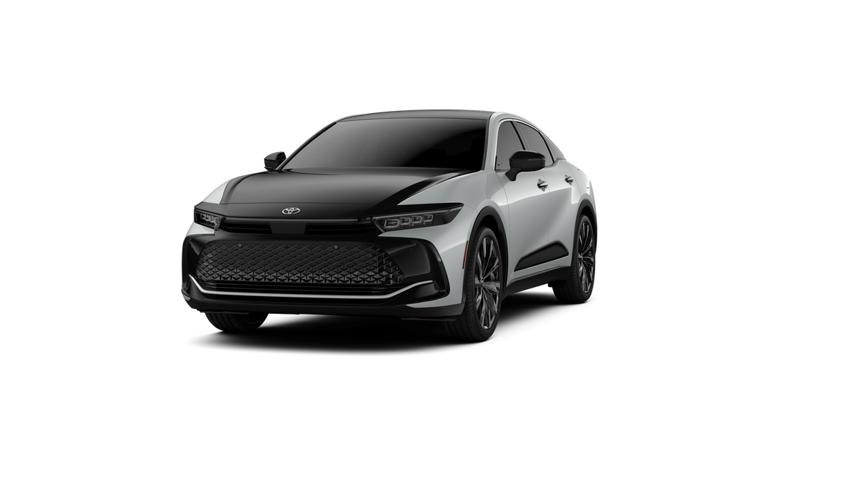 New 2026 Oxygen White with Black bi-tone Toyota Platinum image 18