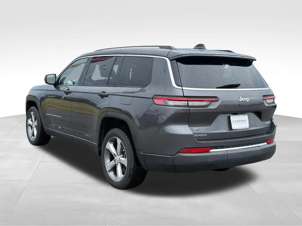 Used 2022 Gray Jeep Limited image 3