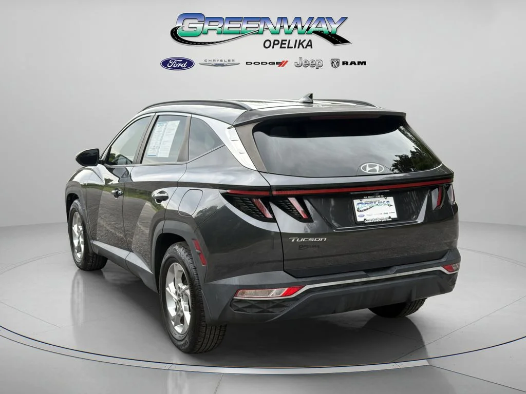 Used 2022 Gray Hyundai SEL image 5