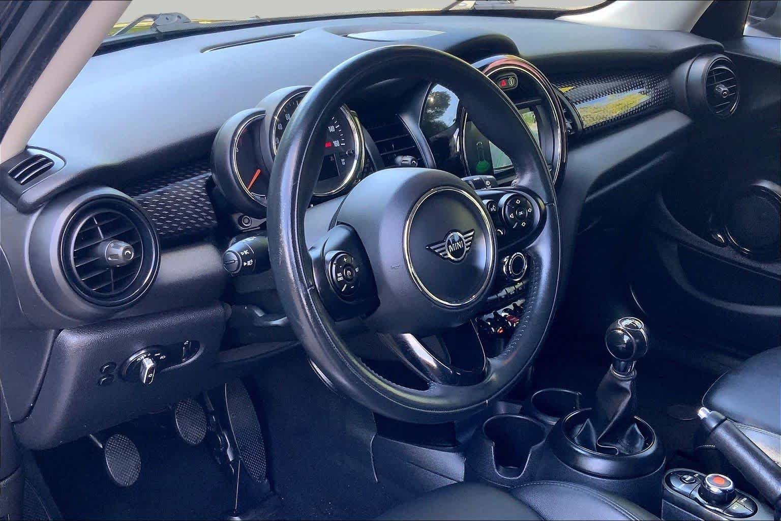 Used 2021 Midnight Black Metallic MINI Cooper S image 16