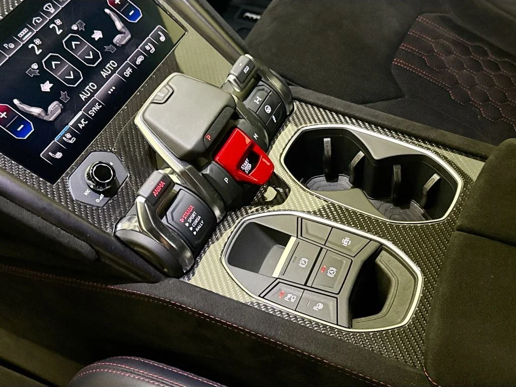 Used 2023 Rosso Mars Metallic Lamborghini Performante image 17