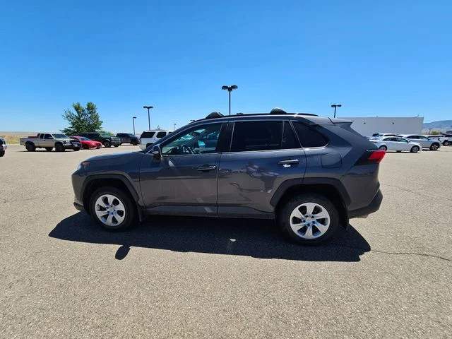Used 2019 Magnetic Gray Metallic Toyota LE image 14
