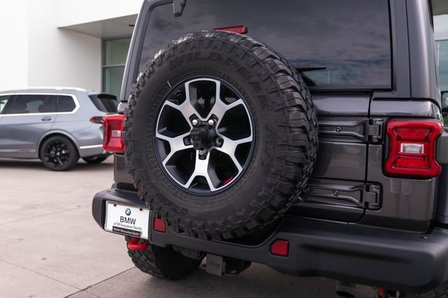 Used 2019 Crystal Metallic Jeep Unlimited Rubicon image 16