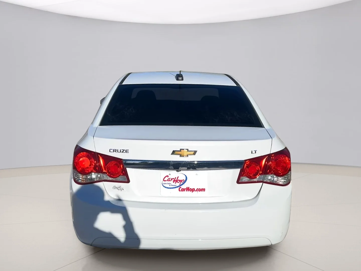 Used 2015 White Chevrolet 1LT image 2