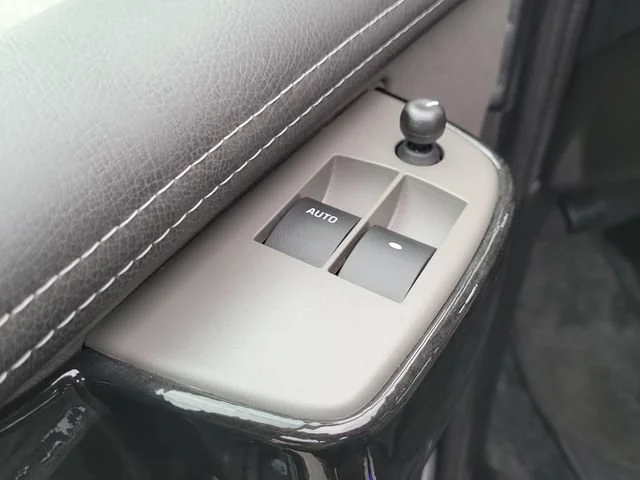 Used 2025 Special Exterior Color GMC Work Van image 10