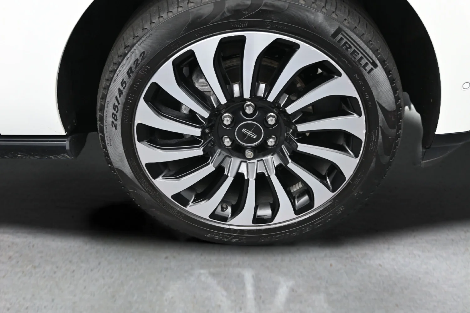 Used 2022 White Lincoln Black Label image 26