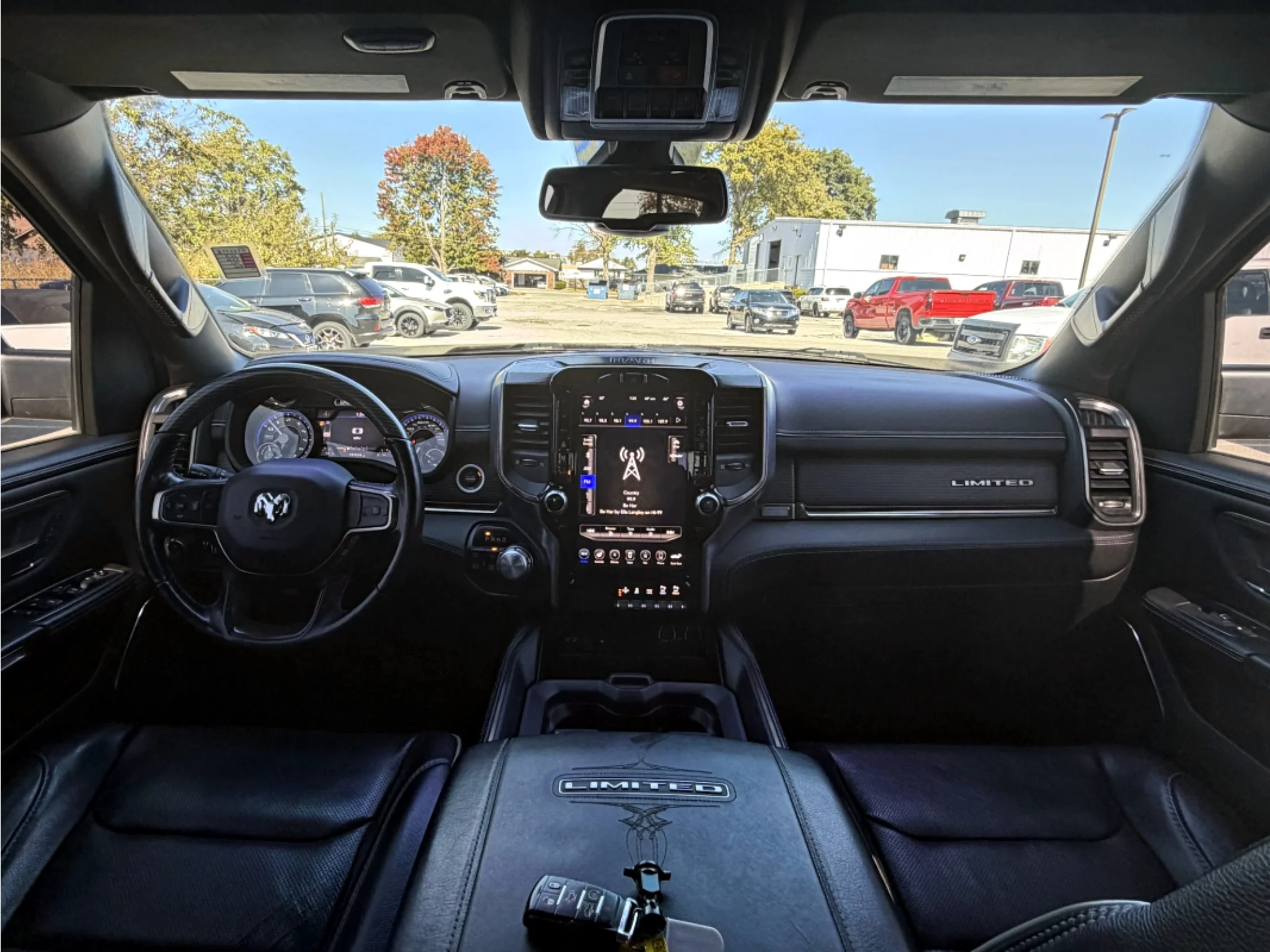 Used 2019 Delmonico Red Pearlcoat Ram Limited image 4
