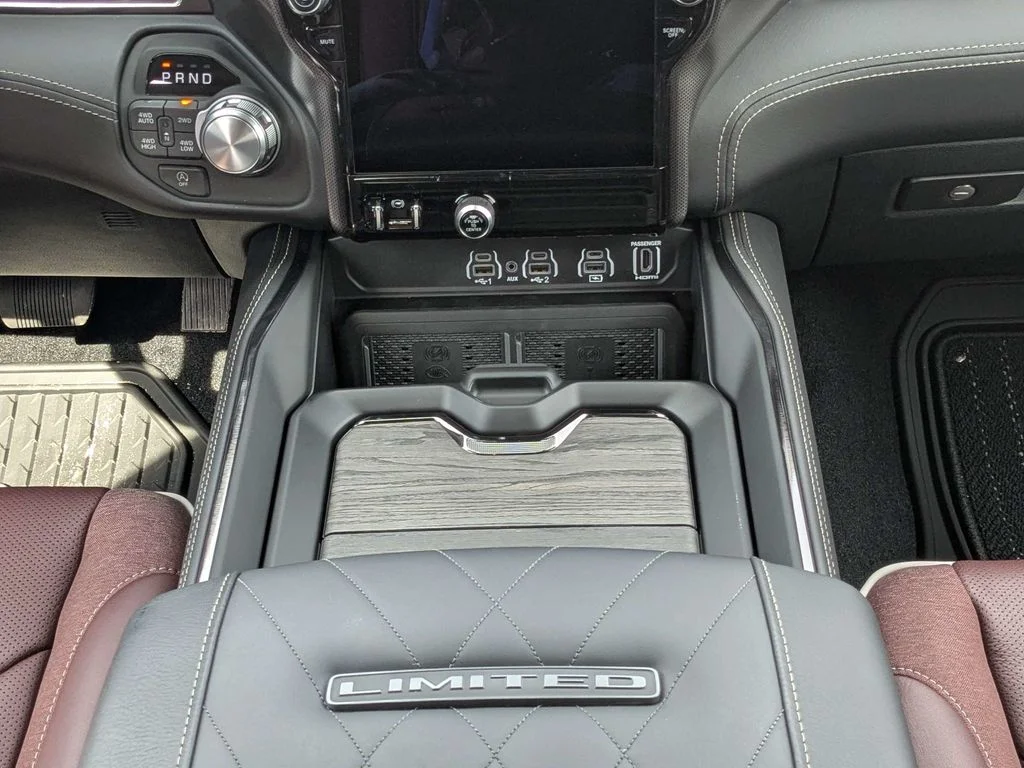 New 2026 Diamond Black Crystal Pearl-Coat Exterior Paint RAM Limited image 19
