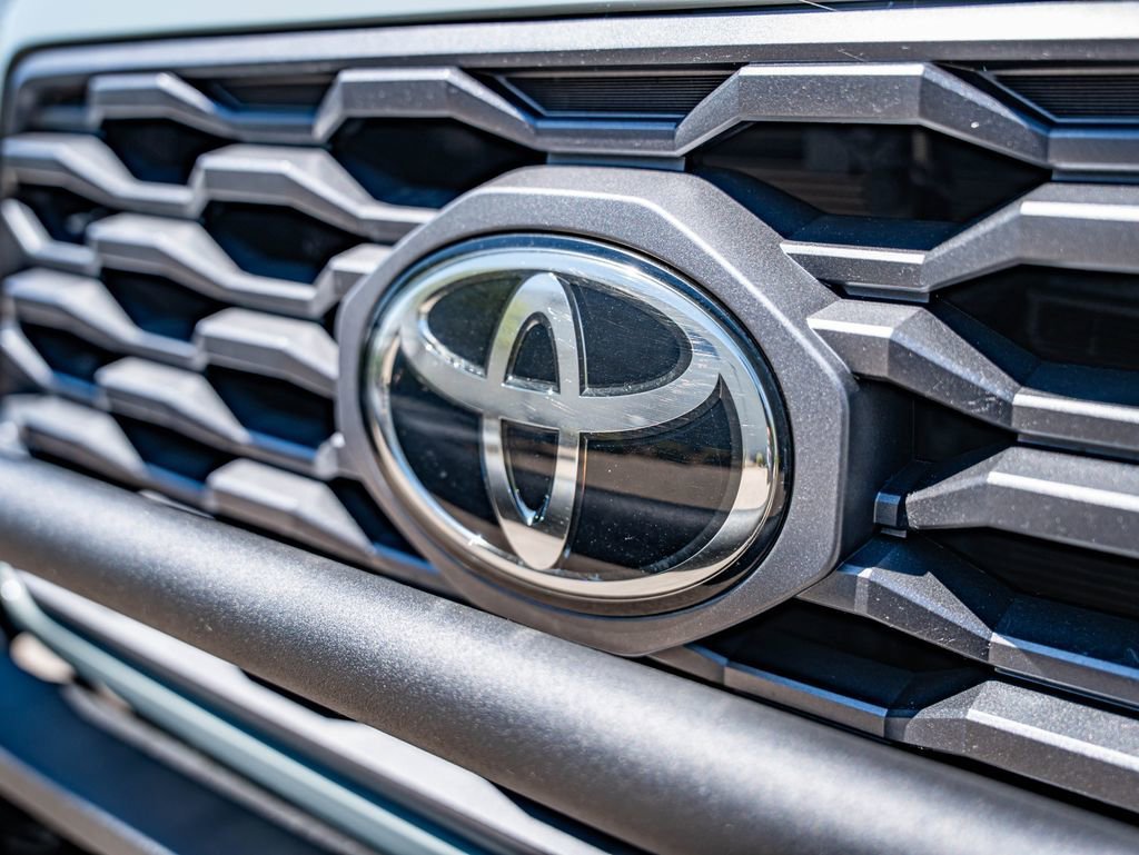 Used 2022 Lunar Toyota TRD Off-Road image 14