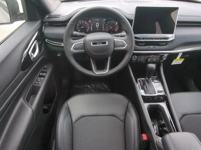 New 2026 Silver Jeep Latitude image 7