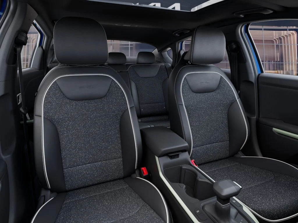 2025 Kia K4 GT-Line - Photo 15