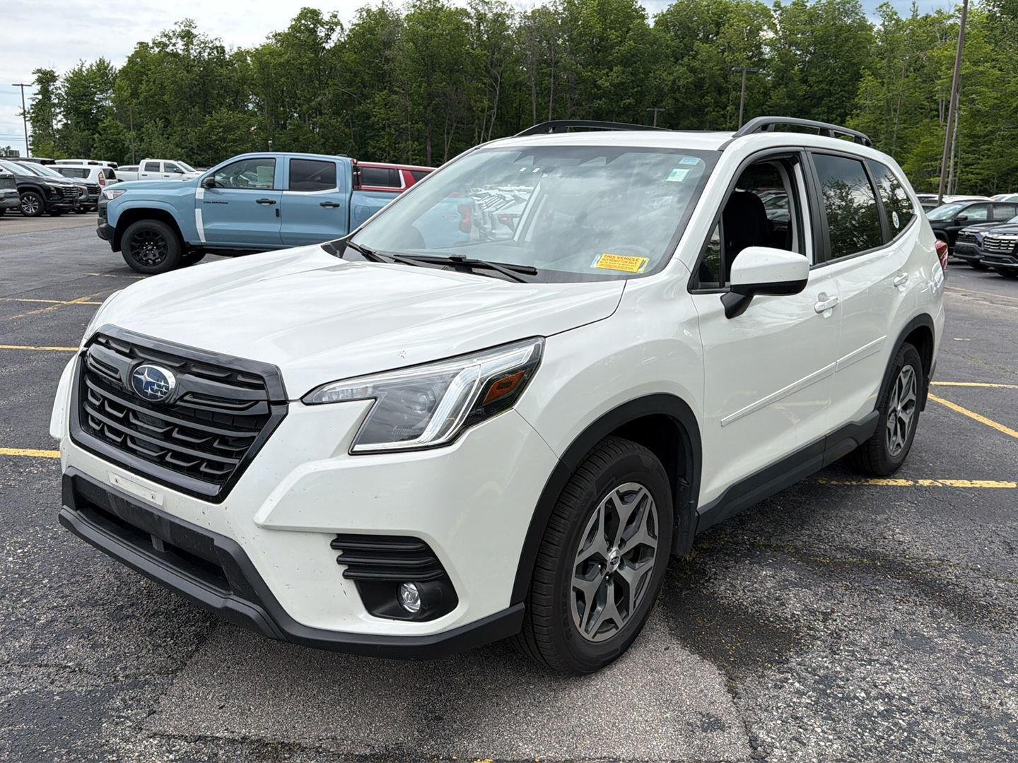 Used 2024  Subaru Premium image 13