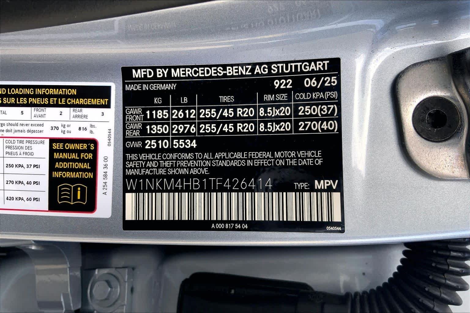 Used 2026 922/Cirrus Silv Mercedes-Benz GLC 300 image 30