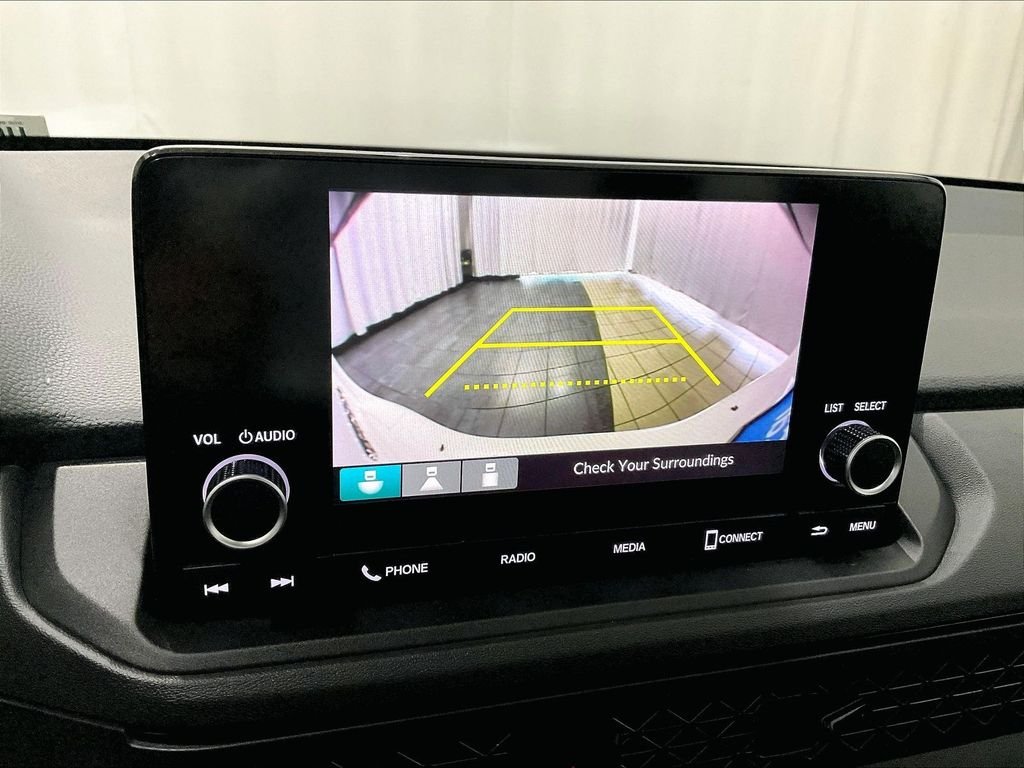 Used 2025 White Honda LX image 19