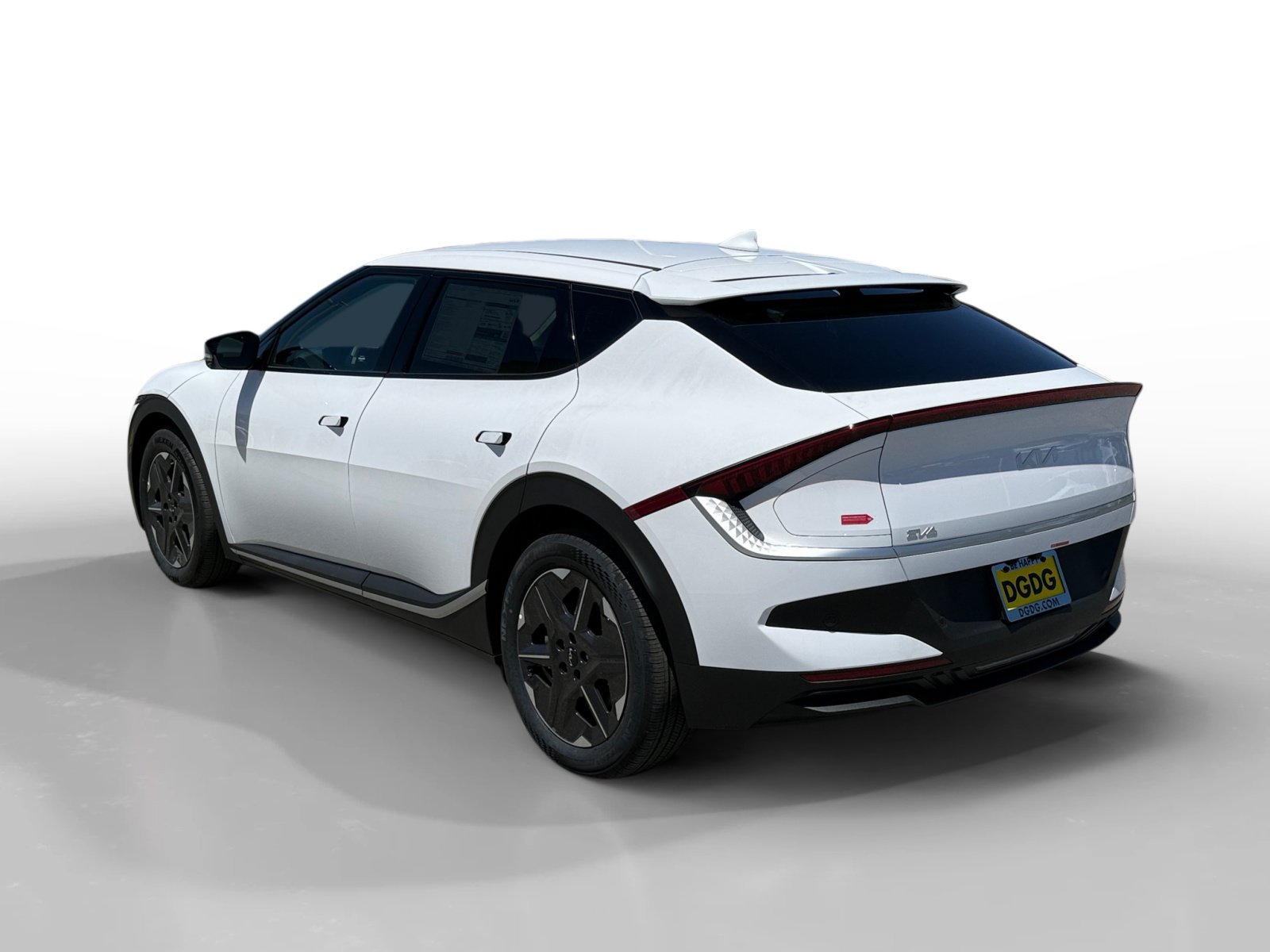 New 2026 Glacial White Pearl Kia LIGHT image 3
