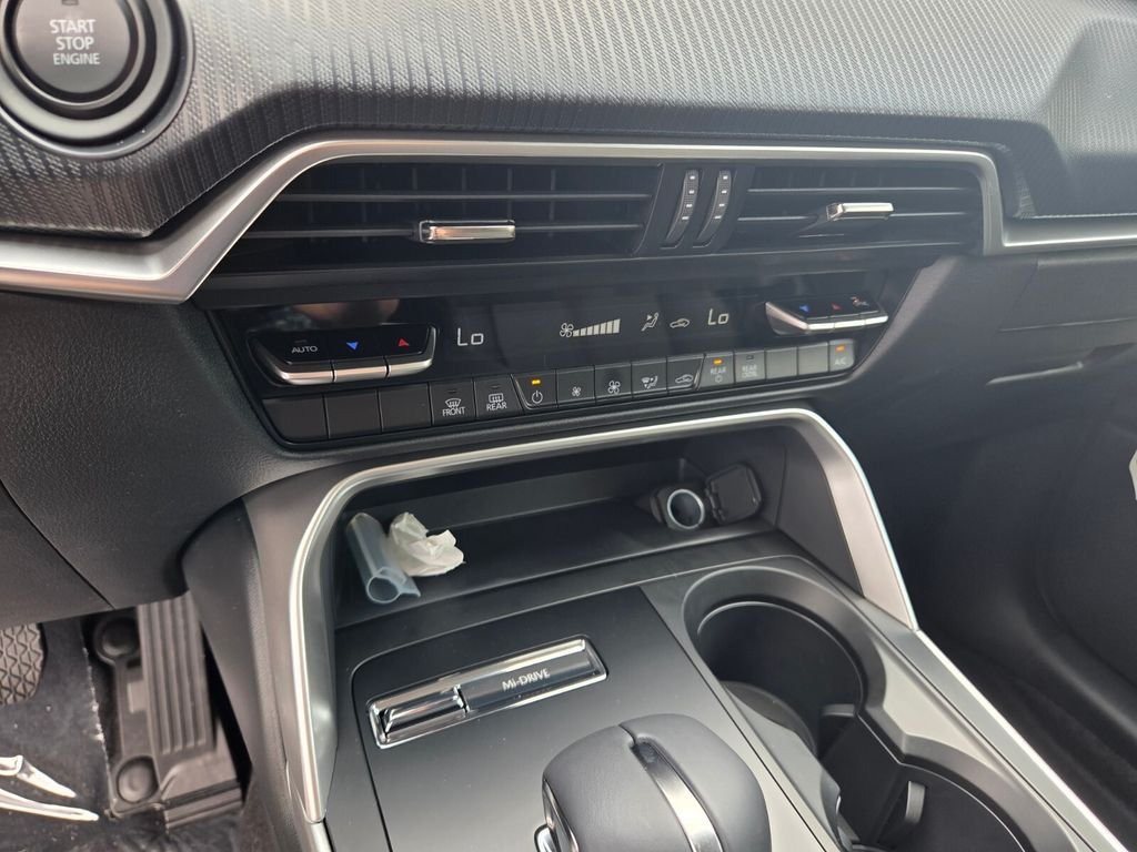 New 2026 Rhodium White Premium Mazda 3.3 Turbo Select AWD image 24