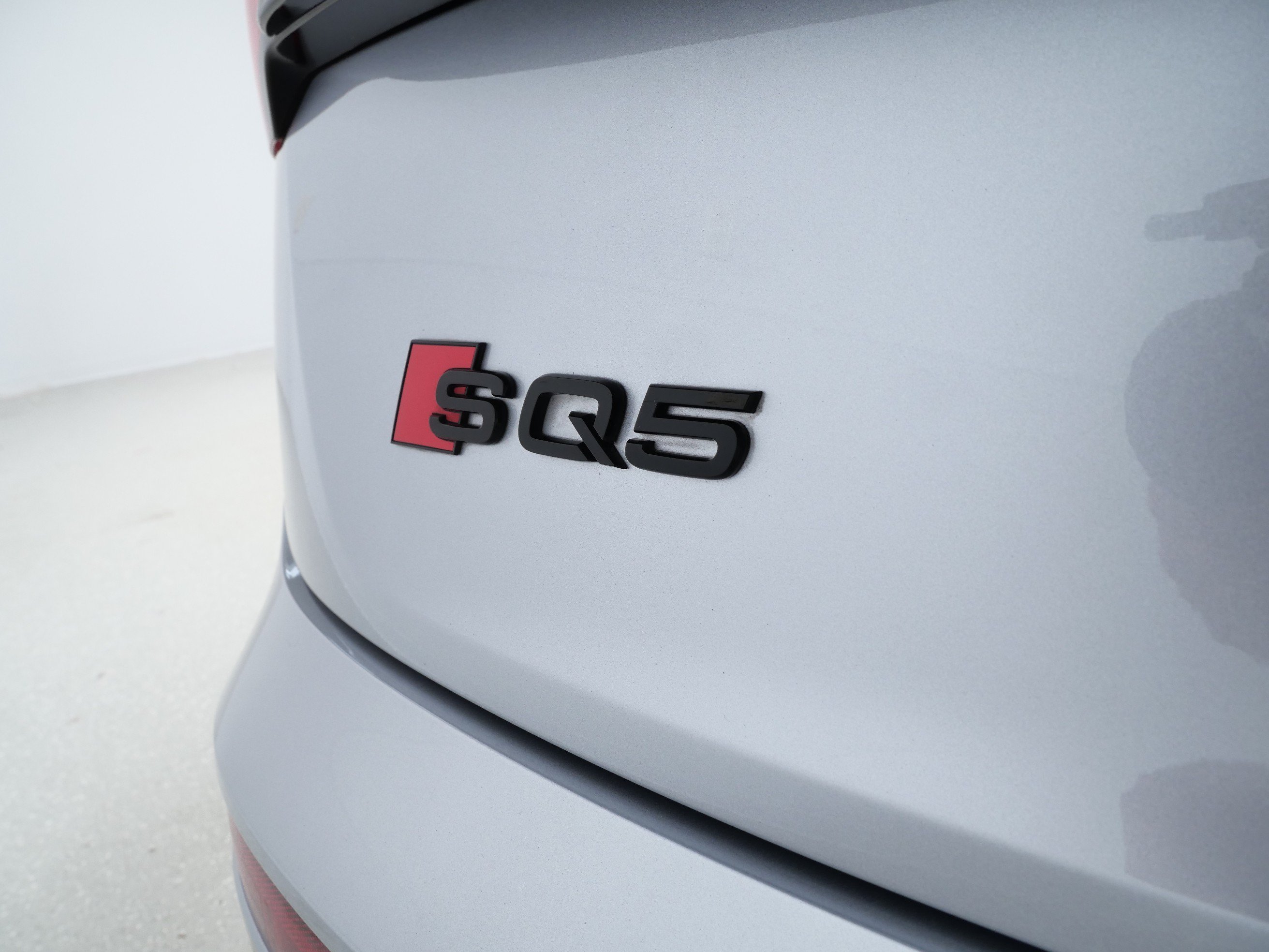 Used 2023 Florett Silver Metallic Audi Prestige image 6