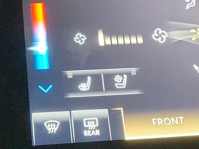 Used 2025  INFINITI SENSORY image 36