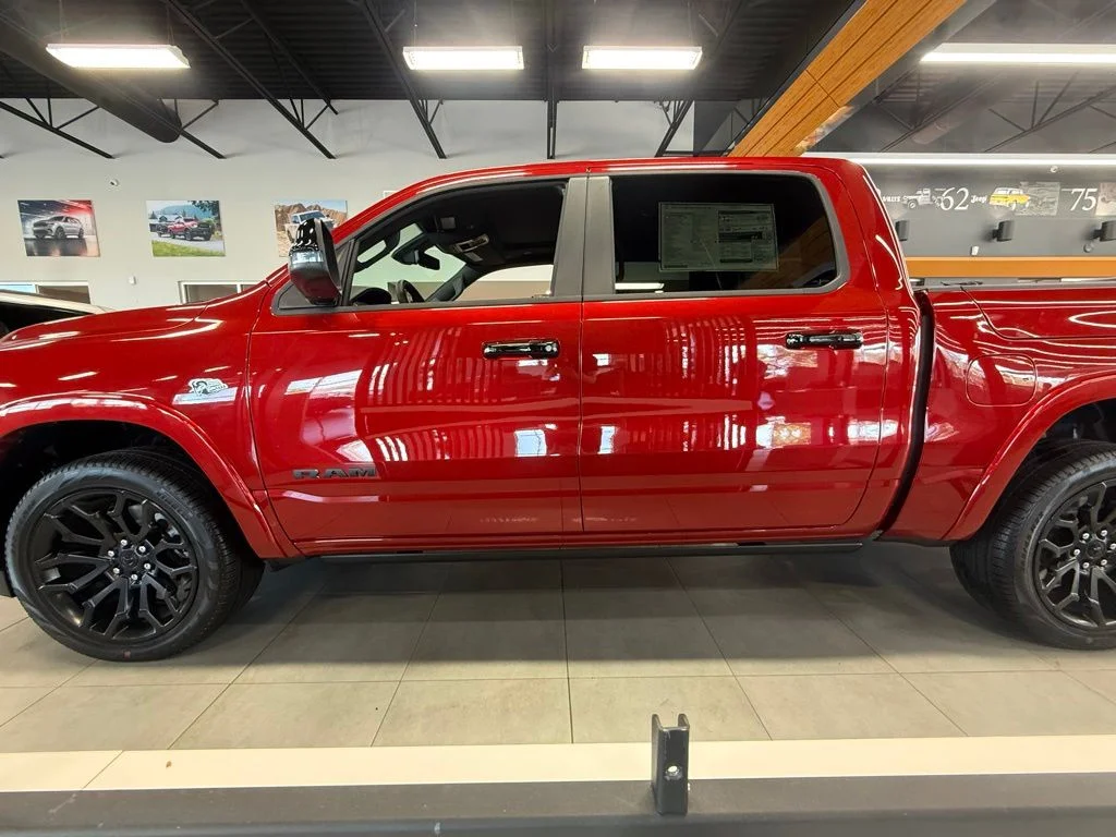 New 2026 Molten Red Pearl-Coat Exterior Paint RAM Limited image 7