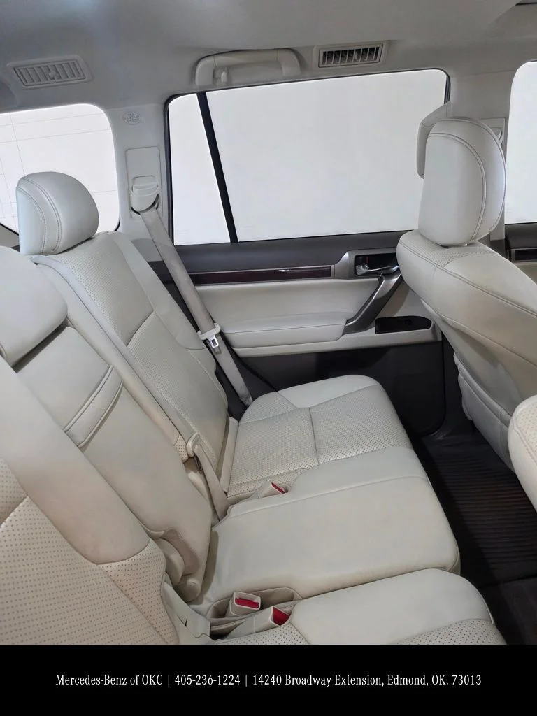 Used 2014 White Lexus 460 Luxury image 14