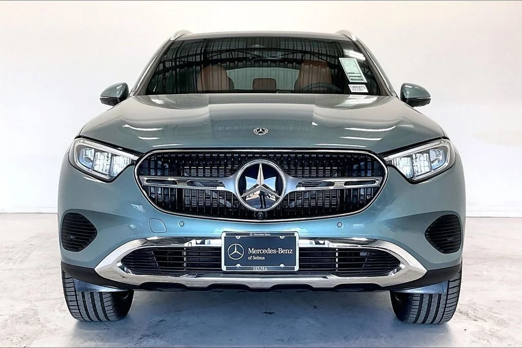 New 2026 Verde Silver Metallic Mercedes-Benz GLC 300 image 15