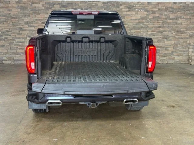Used 2022 Titanium GMC Denali Ultimate image 8