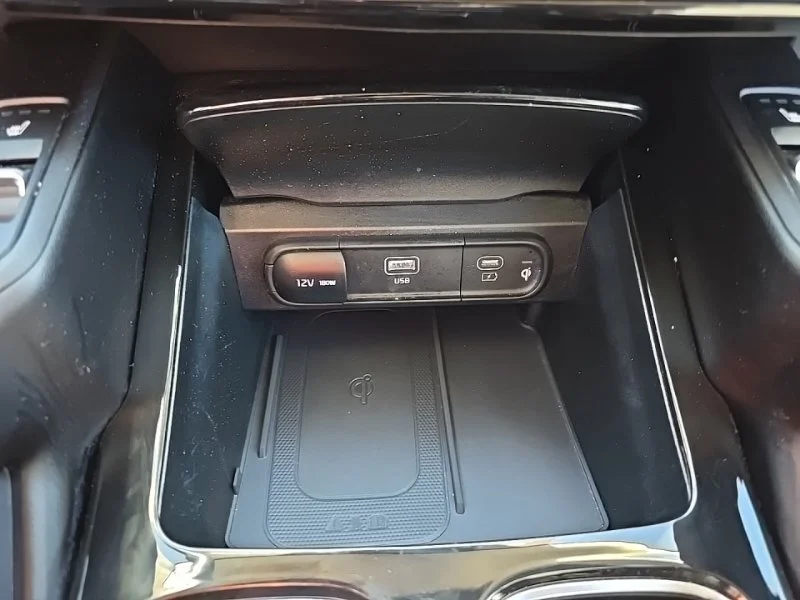 Used 2024 Silver Kia S image 19