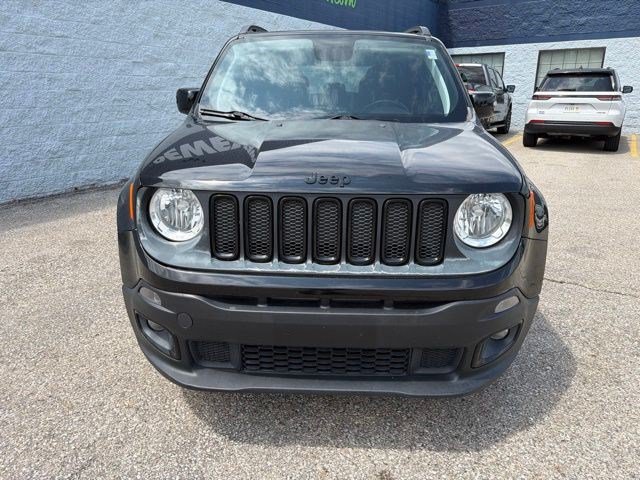 Used 2018 Black Jeep Altitude image 8
