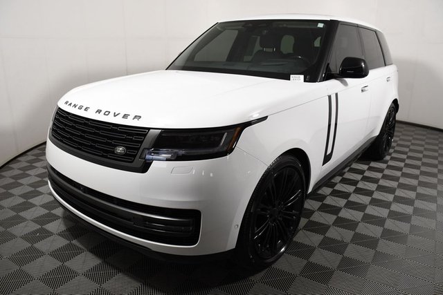 2026 Land Rover Range Rover SE