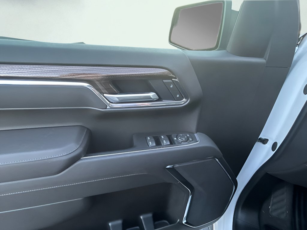 2026 Chevrolet Silverado 1500 LT - Photo 10