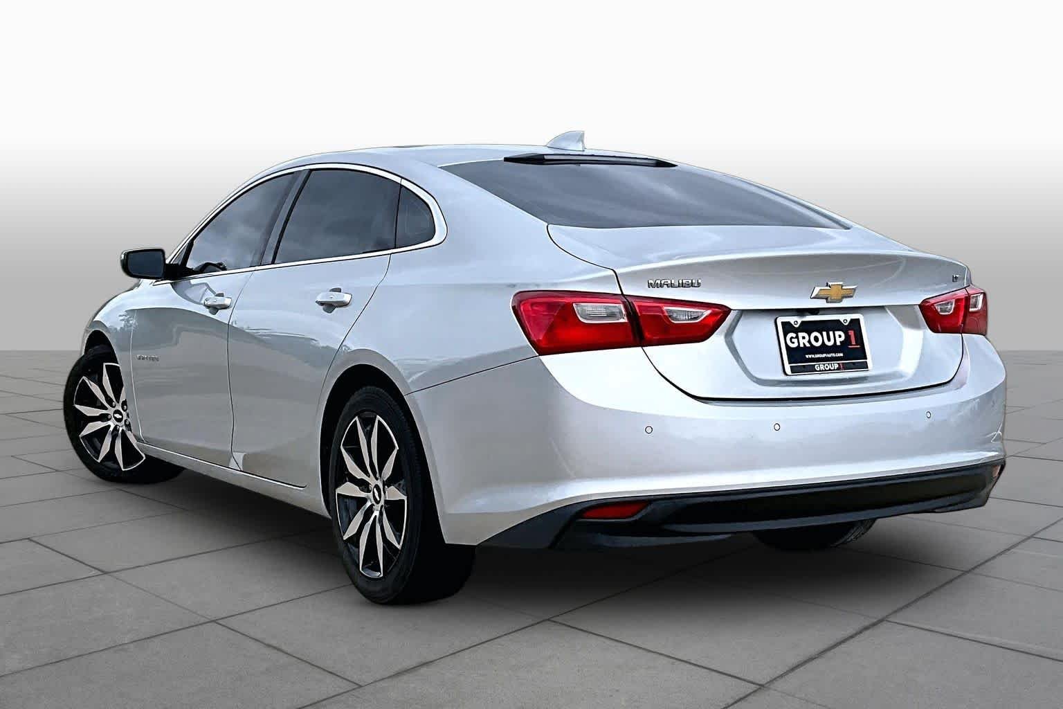 Used 2017 Silver Ice Metallic Chevrolet LT image 12