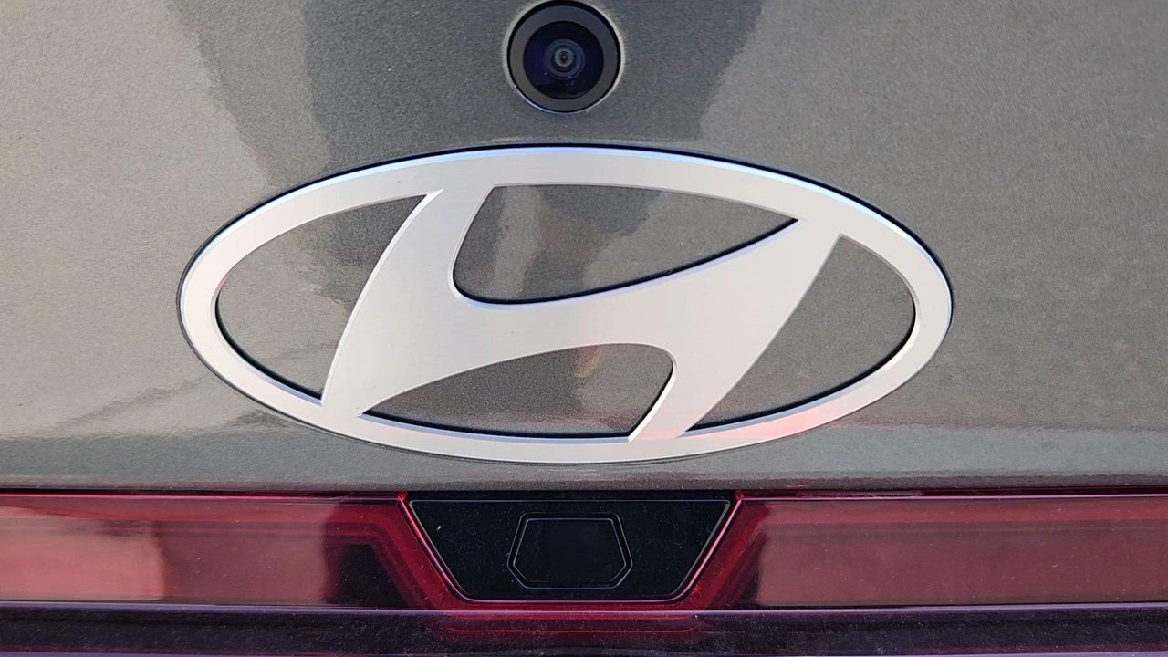 New 2026 Amazon Gray Hyundai SEL Sport Premium image 20