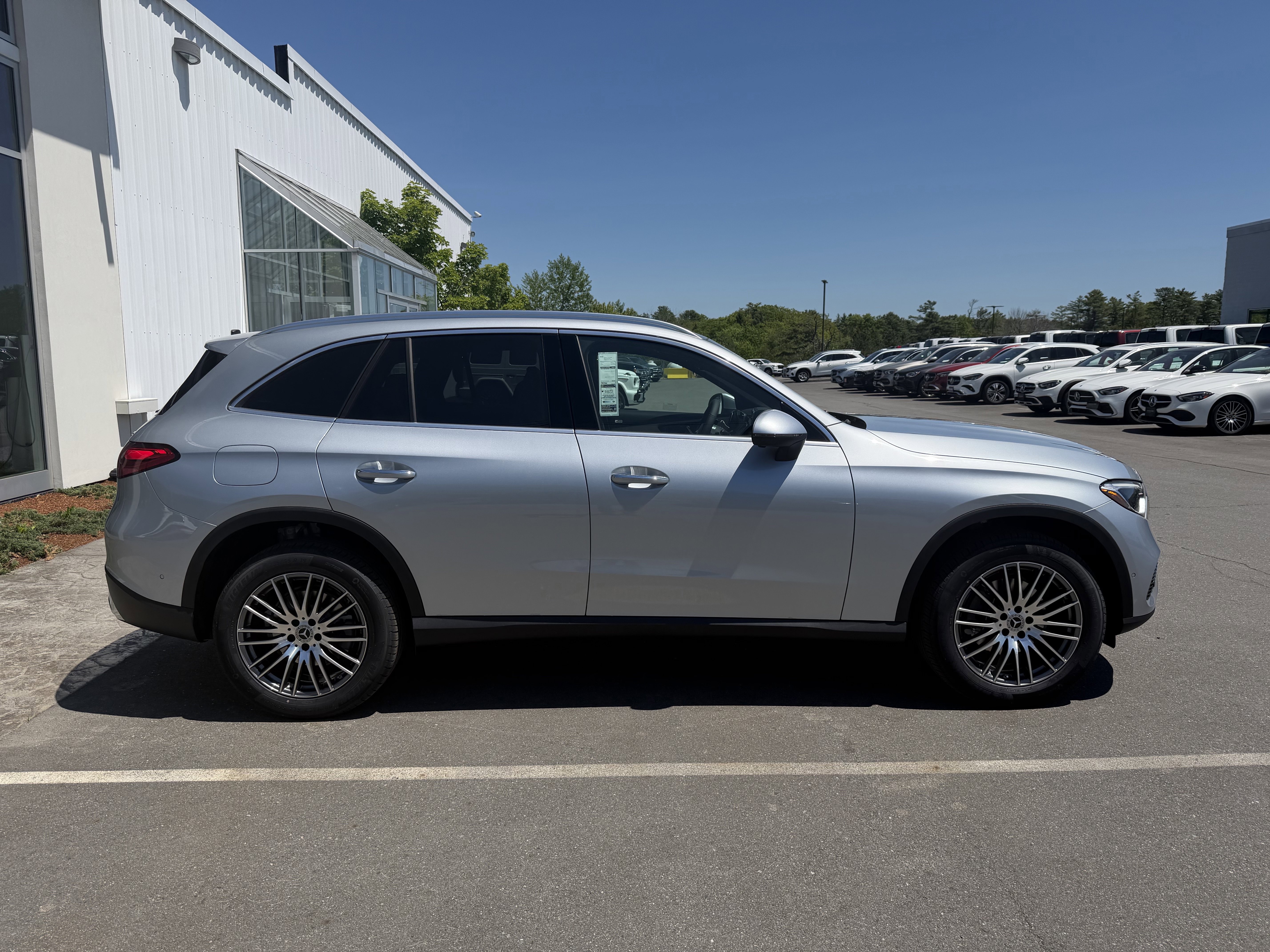 New 2026 Cirrus Silver Metallic Mercedes-Benz GLC 300 image 26