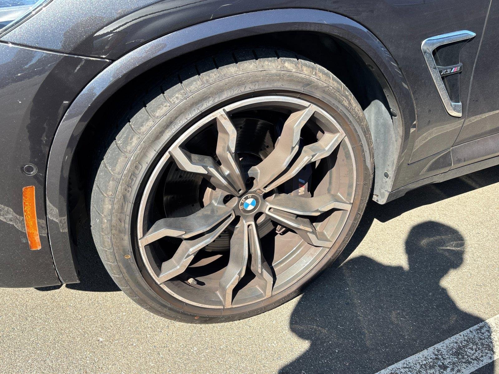 Used 2020 Dark Graphite Metallic BMW  image 9