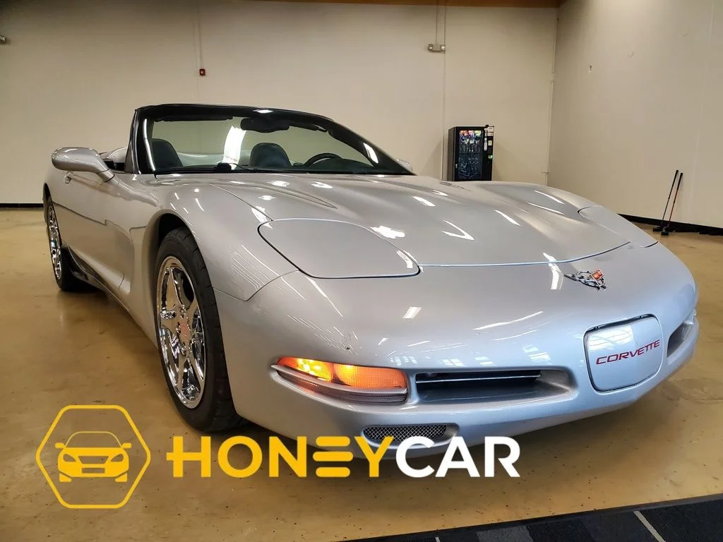 2001 Chevrolet Corvette Convertible's photo