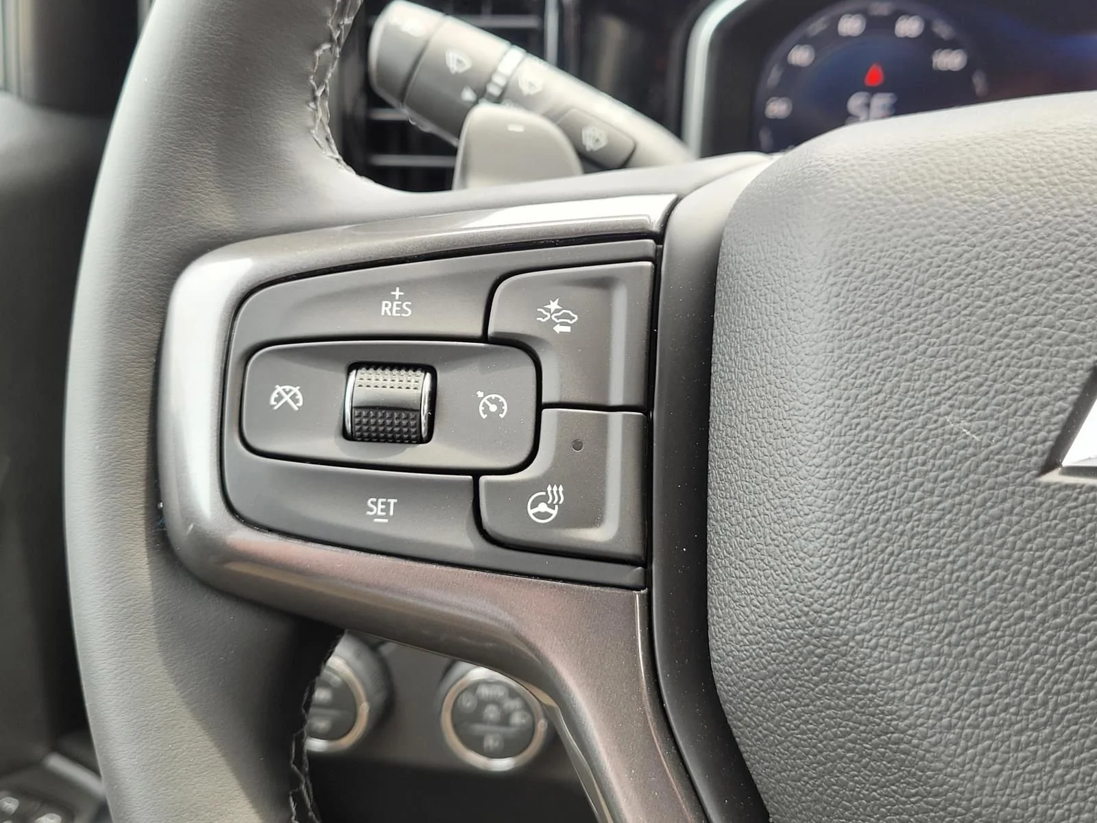 New 2026 Polar White Tricoat Chevrolet High Country image 23