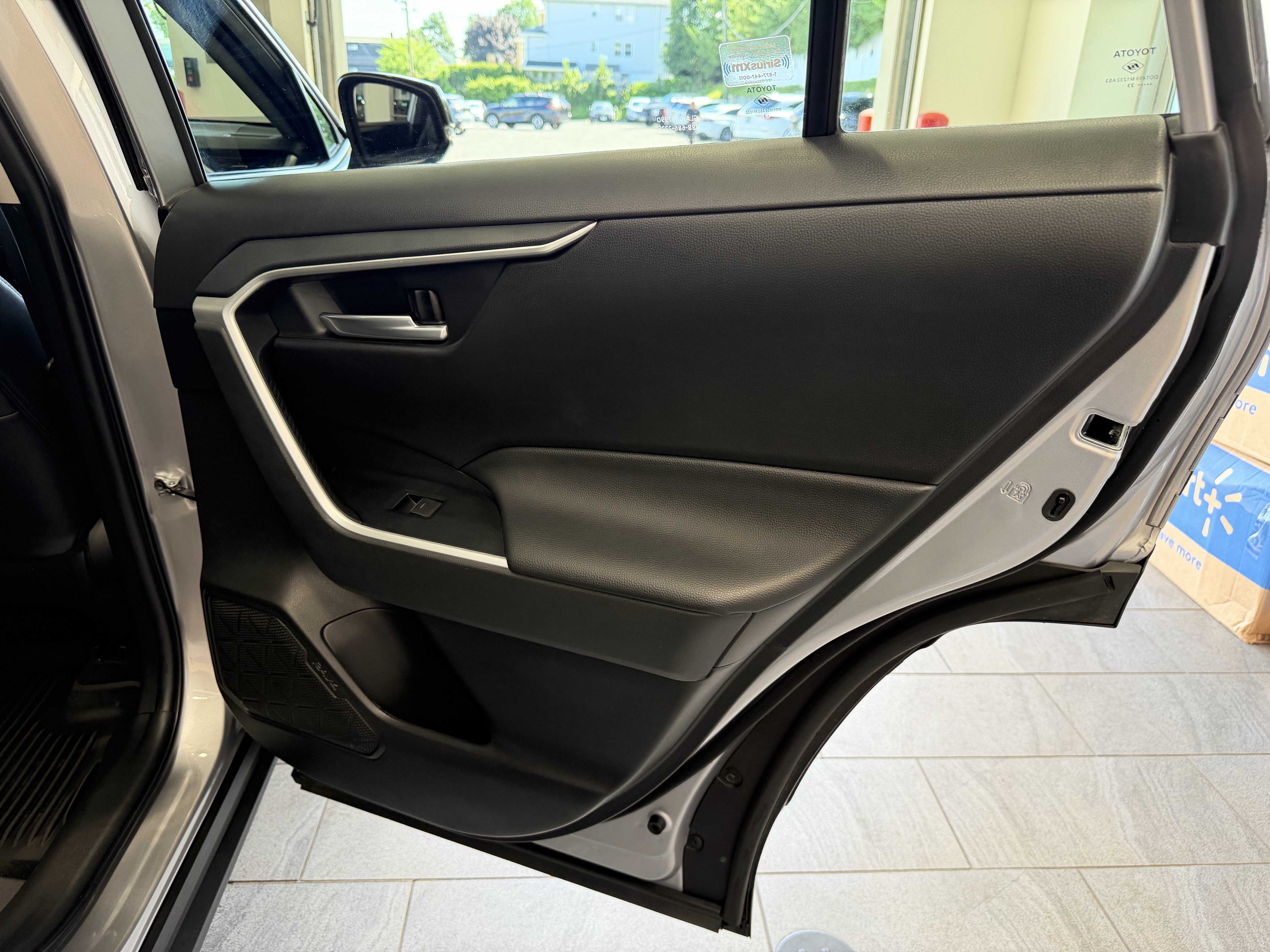 Used 2023 Silver Toyota XLE Premium image 42