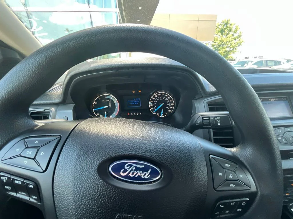 Used 2019 Black Ford XL image 37