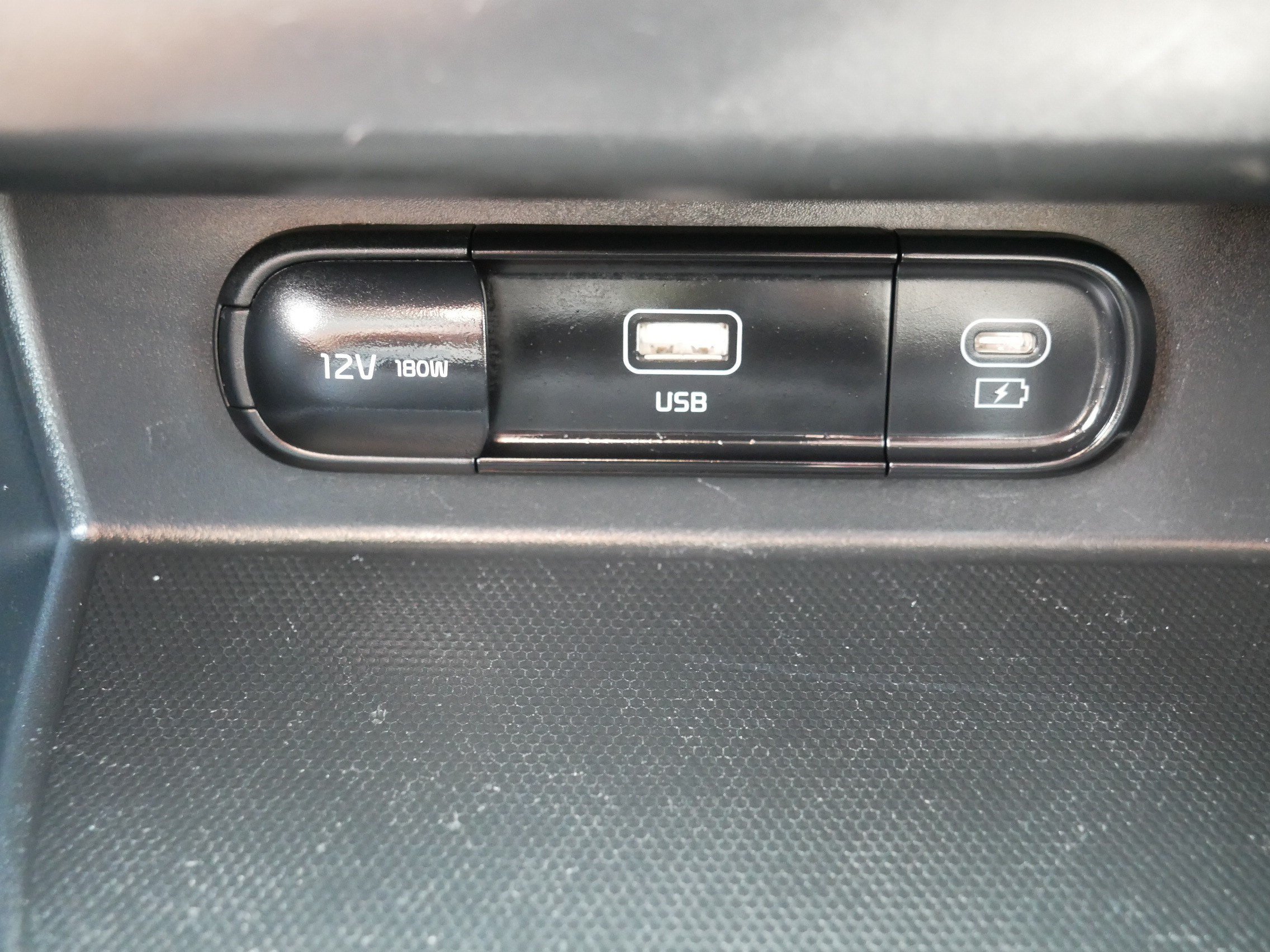 Certified Used 2026 Fusion Black Kia S image 36