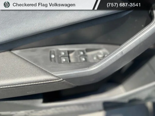 Used 2025 Platinum Gray Metallic Volkswagen 1.5T SE image 15