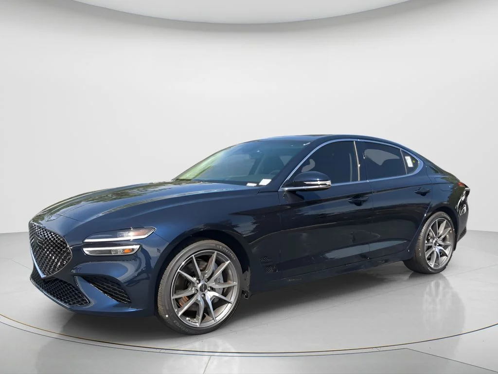 2026 GENESIS G70 Standard - Photo 9