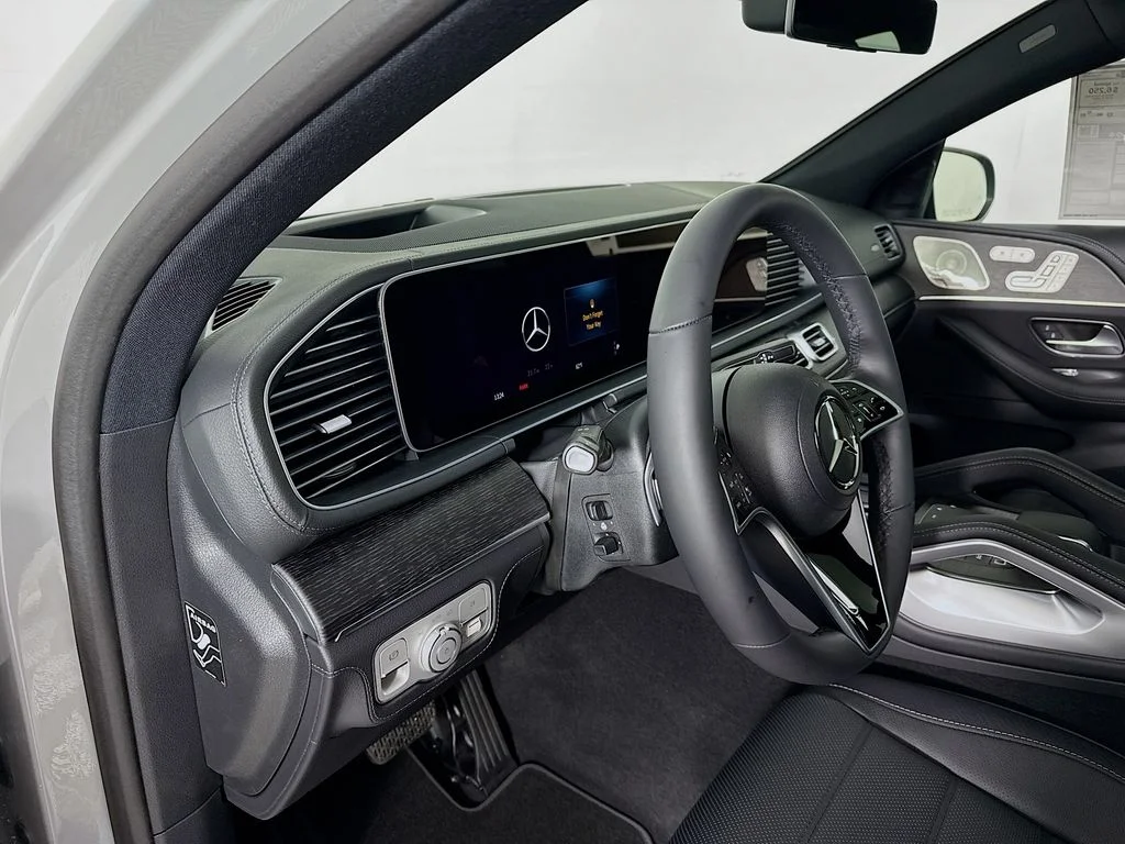 New 2026 Polar White Mercedes-Benz GLE 450 Coupe image 4