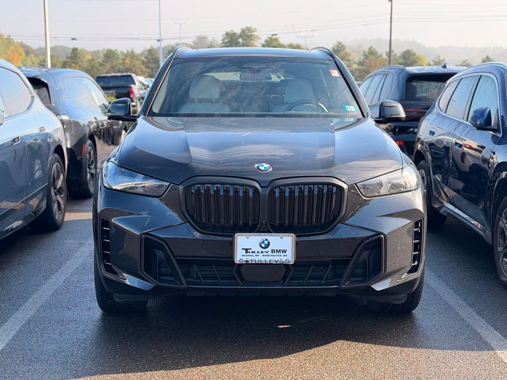 Used 2026 Black BMW xDrive40i image 2