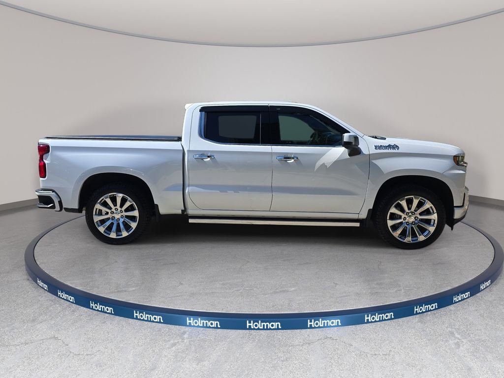 Used 2019 Beige Chevrolet High Country image 5