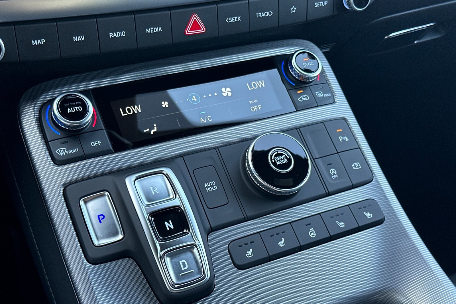 2025 Hyundai Palisade Calligraphy - Photo 45